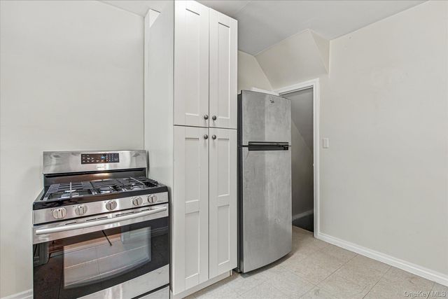 2046 26th Street, Astoria, NY 11105
