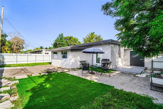 315 NW 106th ST, Miami, FL 33150