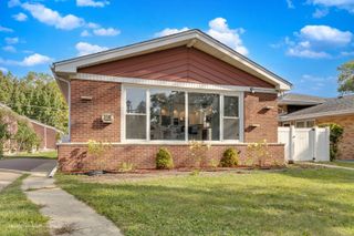 5148 Coyle Avenue, Skokie, IL 60077