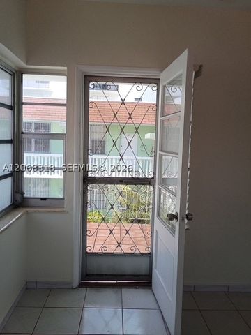 8215 Abbott Ave 3A, Miami Beach, FL 33141