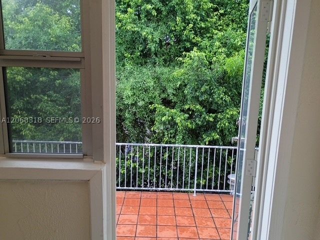 8215 Abbott Ave 3A, Miami Beach, FL 33141