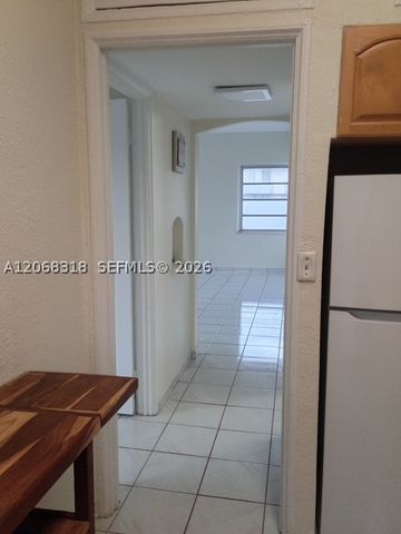 8215 Abbott Ave 3A, Miami Beach, FL 33141