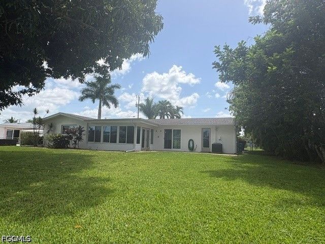 4431 N Pacific CIR, North Fort Myers, FL 33903