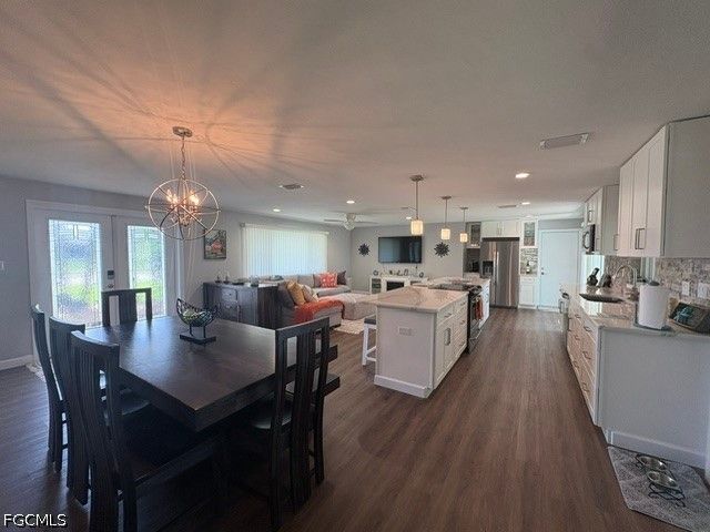 4431 N Pacific CIR, North Fort Myers, FL 33903