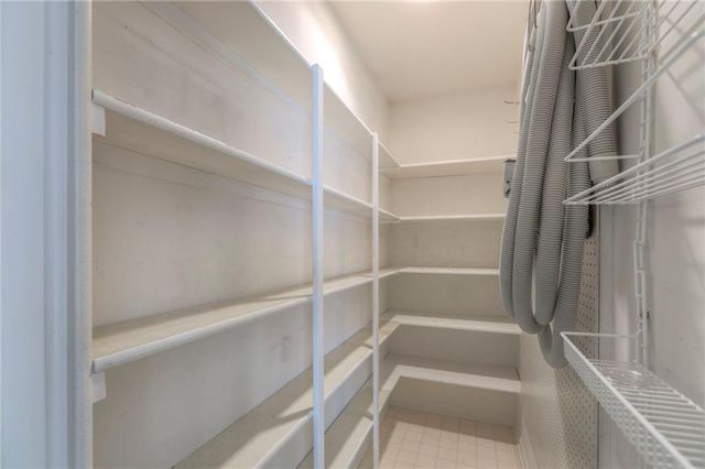 8711 Crysler Avenue, Kansas City, MO 64138