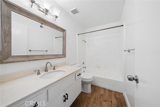 7892 Nomad Circle, Huntington Beach, CA 92648