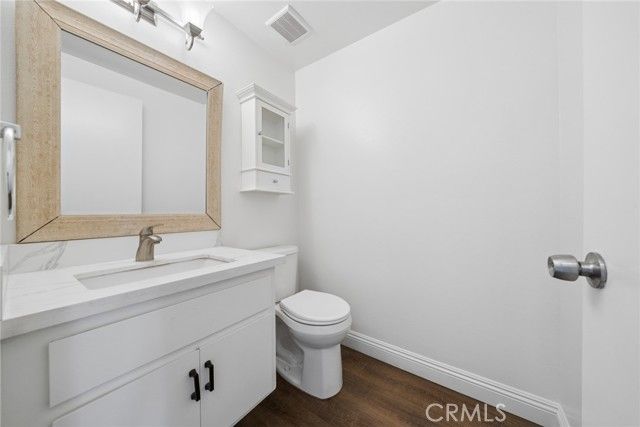 7892 Nomad Circle, Huntington Beach, CA 92648