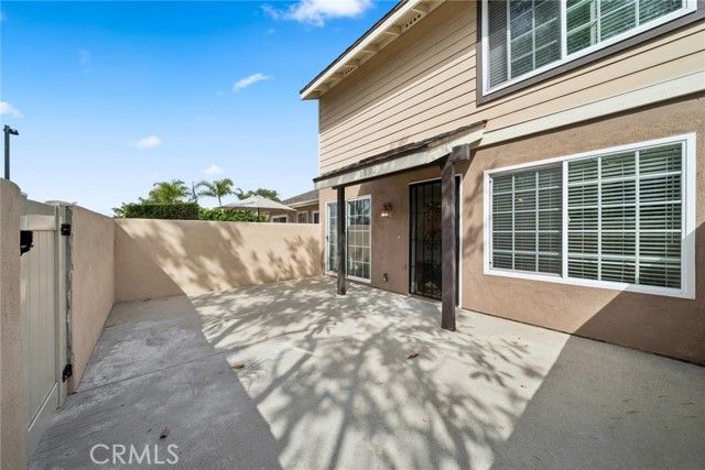7892 Nomad Circle, Huntington Beach, CA 92648