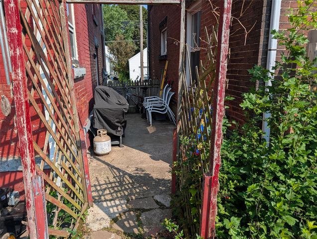 1009 W 20TH Street, Erie, PA 16502