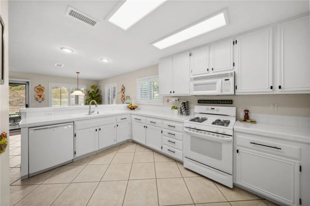 41959 Cameryn Court, Murrieta, CA 92562