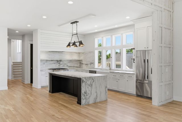 2801 27th Ave, S, Nashville, TN 37212