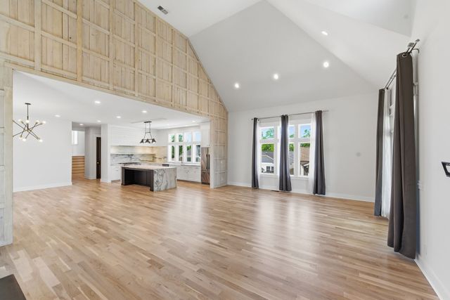 2801 27th Ave, S, Nashville, TN 37212