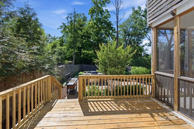 2801 27th Ave, S, Nashville, TN 37212