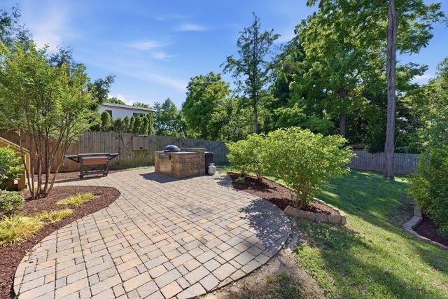 2801 27th Ave, S, Nashville, TN 37212