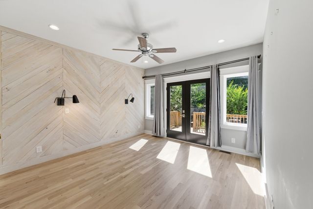 2801 27th Ave, S, Nashville, TN 37212