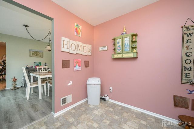 1333 Monmouth Avenue, Toms River, NJ 08757