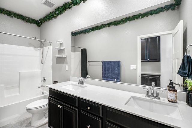 12570 Aviston Way, Rancho Cordova, CA 95742