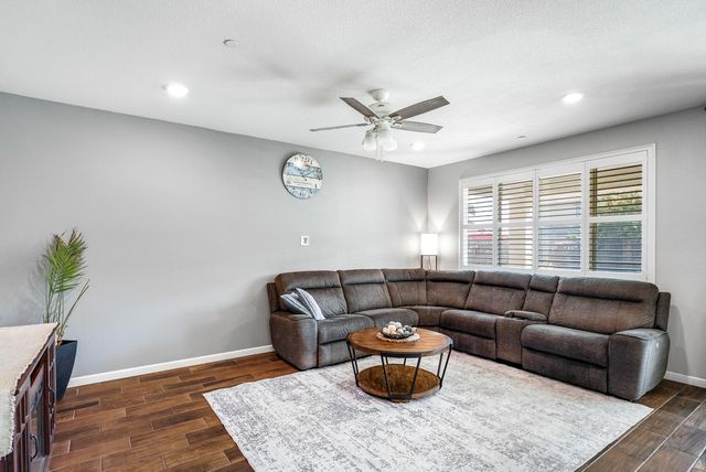 12570 Aviston Way, Rancho Cordova, CA 95742