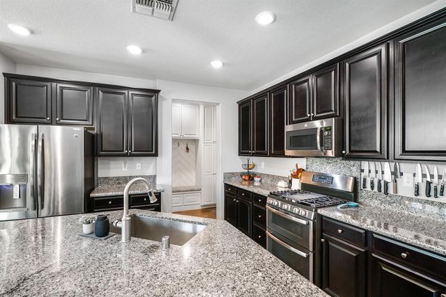 12570 Aviston Way, Rancho Cordova, CA 95742