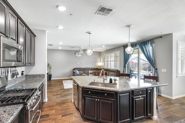 12570 Aviston Way, Rancho Cordova, CA 95742