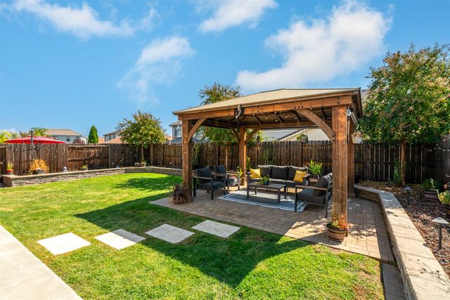 12570 Aviston Way, Rancho Cordova, CA 95742