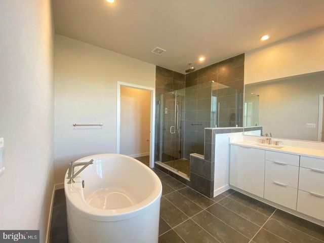 22274 RIVANNA SHORE TER, Ashburn, VA 20148