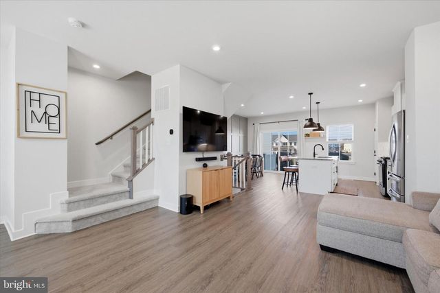 17 SAGE WAY, Mount Laurel, NJ 08054