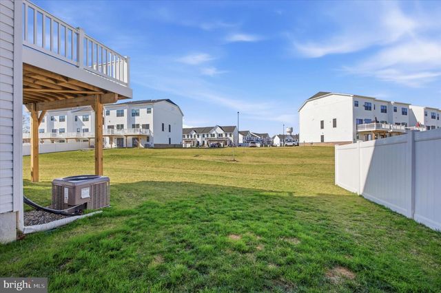 17 SAGE WAY, Mount Laurel, NJ 08054