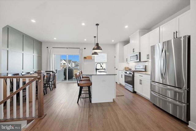 17 SAGE WAY, Mount Laurel, NJ 08054