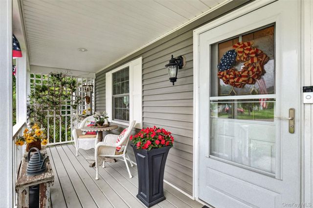 116 Chestnut Drive, New Windsor, NY 12553