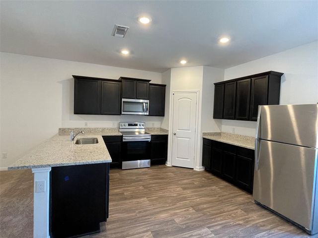 112 Dupont PASS, Jarrell, TX 76537