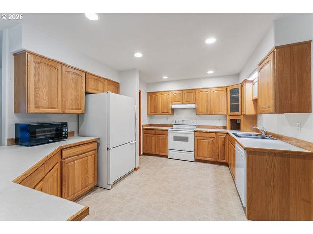 10385 PINE RIDGE Dr, Manzanita, OR 97130