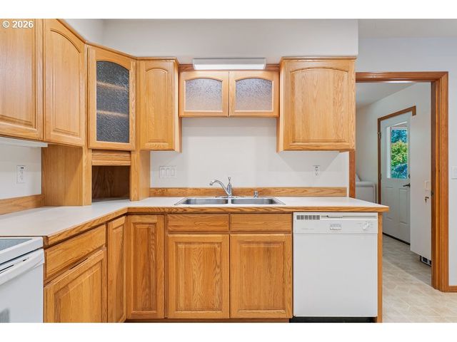 10385 PINE RIDGE Dr, Manzanita, OR 97130