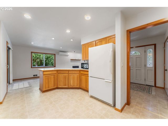 10385 PINE RIDGE Dr, Manzanita, OR 97130