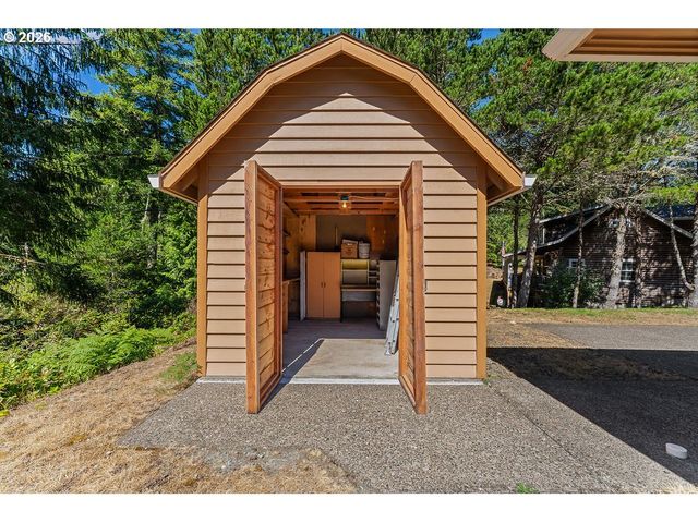 10385 PINE RIDGE Dr, Manzanita, OR 97130