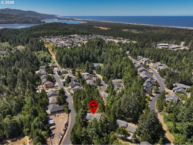 10385 PINE RIDGE Dr, Manzanita, OR 97130