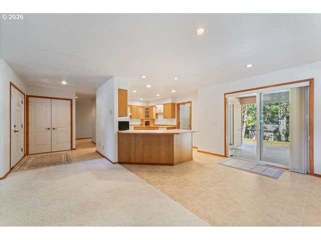 10385 PINE RIDGE Dr, Manzanita, OR 97130