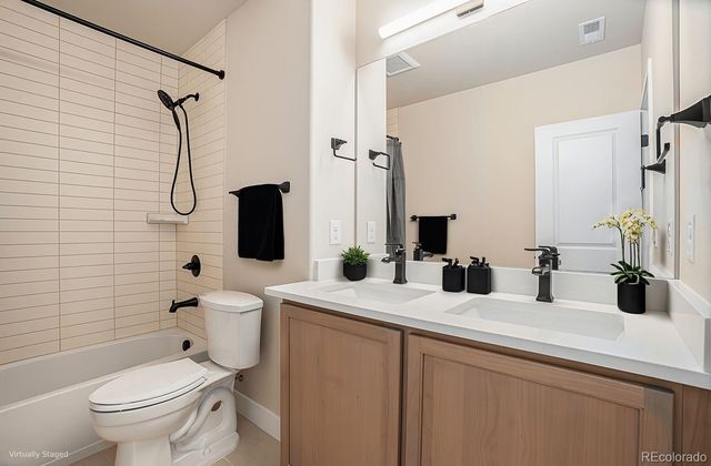 7242 Xenophon Court, Arvada, CO 80005