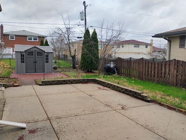 904 S Edward Street, Mount Prospect, IL 60056