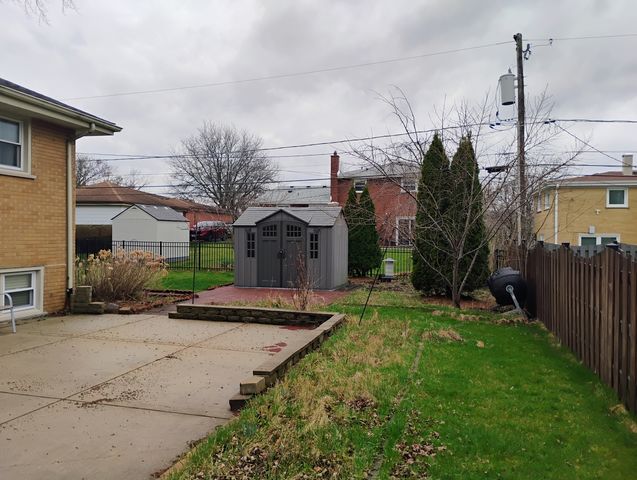 904 S Edward Street, Mount Prospect, IL 60056