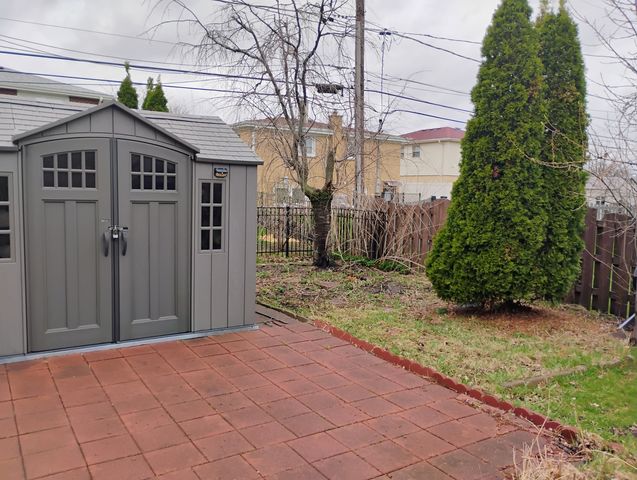 904 S Edward Street, Mount Prospect, IL 60056