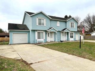 920 & 924 Merrill Court, South Bend, IN 46637