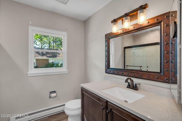 499B Thornbury Court, Lakewood, NJ 08701