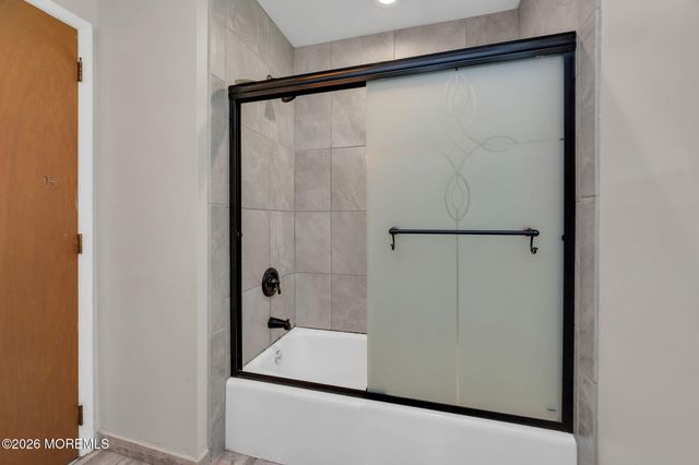 499B Thornbury Court, Lakewood, NJ 08701