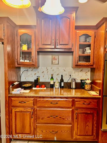 5560 Poplar Corner Road, Walls, MS 38680