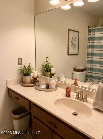 5560 Poplar Corner Road, Walls, MS 38680
