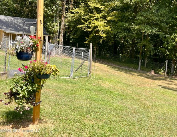 5560 Poplar Corner Road, Walls, MS 38680