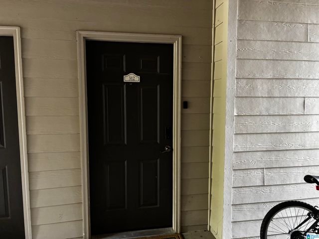 312 Riverhaven Pl Unit 312, Hoover, AL 35244