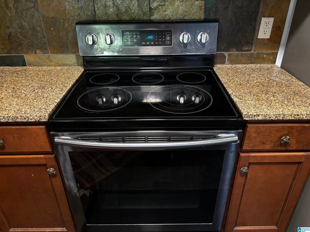 312 Riverhaven Pl Unit 312, Hoover, AL 35244