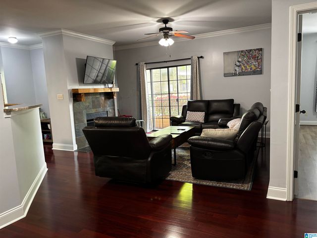 312 Riverhaven Pl Unit 312, Hoover, AL 35244